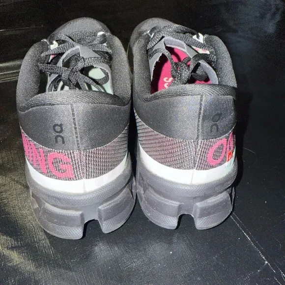 On Cloudmonster Hyper Black Running Shoes - Picture 4 of 6